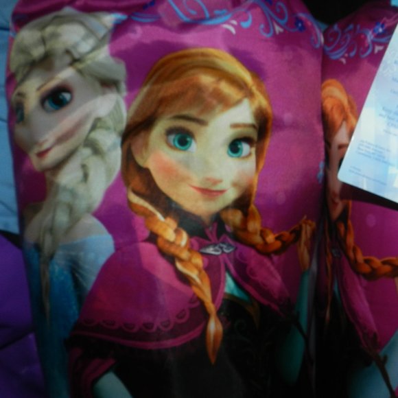 Frozen Elsa & Anna Pink Indoor Sleeping Slumber Bag RARE Discontinued NWT/NEW! - Picture 12 of 15